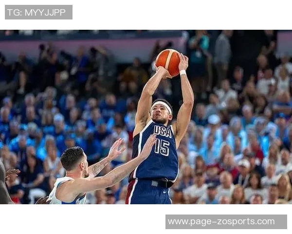 布克回应分享球权争议强调场上每位球员都应具备威胁性